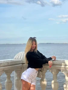 LynnAngeelPublic Bild 7