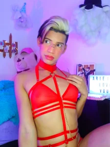 Ariel_Femboy_: Ariel ( 5 фото)