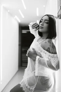 Sara_Rousex Black n white baby!  6 снимка