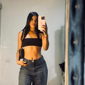 Naya_Mills_ Casual Girl 💋 Billede