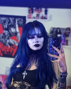 sakaexxx Makeup ✨️ - {count, plural, one {תמונה אחת} two {שתי תמונות} many {# תמונות} other {# תמונות}}
