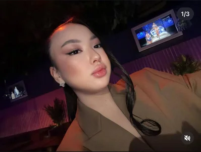Less_i's XXX Nude Photo 2