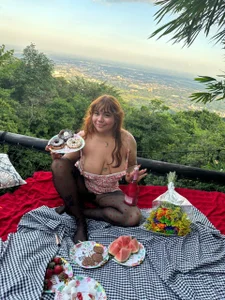 Samanta_Bigboos outdoors Poză 4