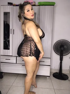 Samantha-big-tits's XXX Nude Photo 3