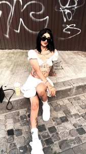 a little time outside and share to you💋 od HotIris  5 snímek