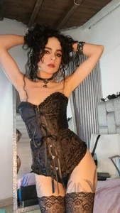 Alice_noir Public Immagine  8