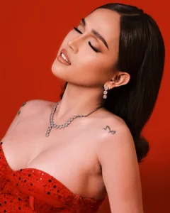 _SashaBoo Lady in Red🍷 Pic 6