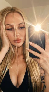 Alice_Melof Public slika 3