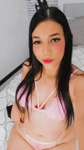 LesslieNatalie Public Pic 2