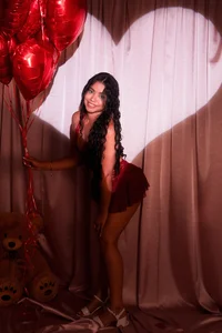 april_grey11 VALENTINE'S DAY รูป 