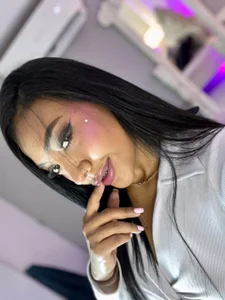 Samantha_Bale 🔥🖤 Soft, feminine, and just a little mischievous. Bilde 2