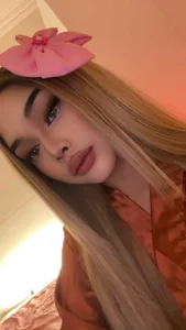 MissGreta_Hunterx Public  2. fénykép
