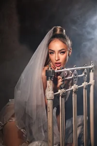 Mila_Rosalie The bride for Halloween Immagine 