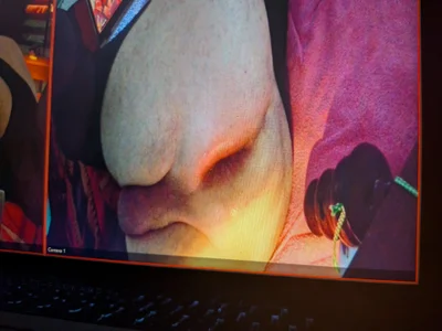 Public de Buttsltt  6 Imagens