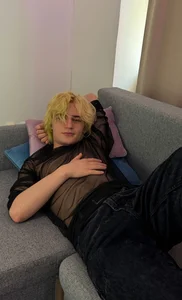 JameMilannTease Me Bild 7