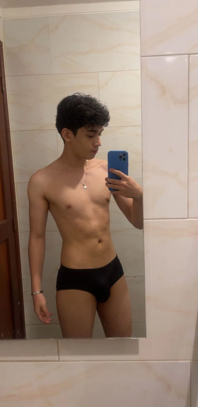 MikeVoss_ Trendaava kuva 7534