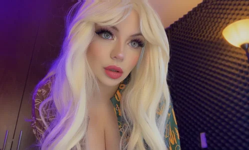 maha_irinaa_scarlett Blonde 💖🌙 slika 2