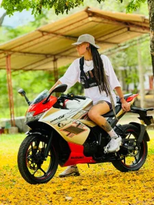 _sharlotte777BIKER SHARLOT🏍️🤤🔥 Bild 2