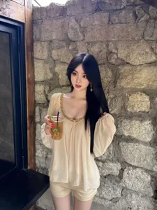 Public de Lily-h1  5 photos