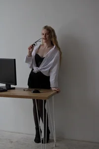 Alicia_Hars Lady Boss  7টি ছবি