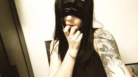 SmokeyBat13 Public Poză 3