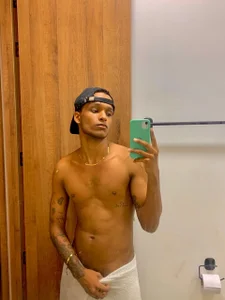 Lucky_boys__X Theo 🍆 Pic 5