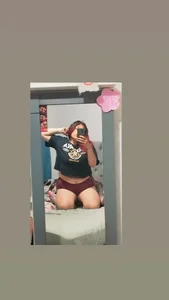 ShelsyCurvesPriv Public Pic 2