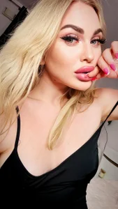 Little black dress de missannyrossess  2 photos