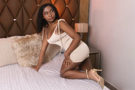 LiaMorris's Flirtatious, do you like it? Sex Photo 1