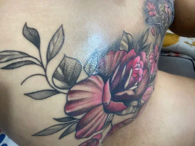 camile_milf I had a fat on my leg that made me unhappy that's why I decided to get a tattoo. and enjoy my tatto Pic 3