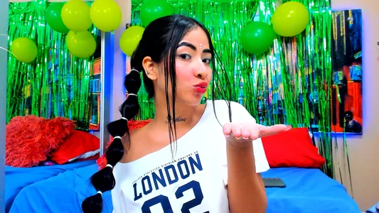 MariahLovatoの♣ ready to see me tell me hello ♣の 3枚の写真