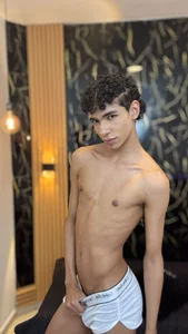 ValeriHot_1 Public Pic 4