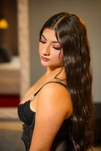 EvahRosse Tease Me 😈 Pic 2