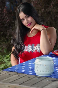 Dahiana_Williamss 🎆 Warning: hotter than the fireworks. Billede
