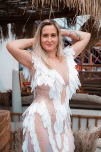 Malicia-hot moi en robe de soirée . fénykép