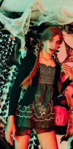 Charlotte_Richi hallowen صورة واحدة|Charlotte_Richi hallowen صورتان|Charlotte_Richi hallowen  2 صور|Charlotte_Richi hallowen  2 صورة