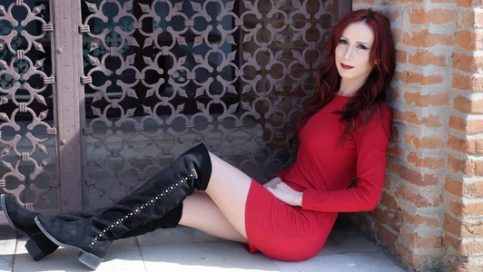 FirstTimePam Sexy in red 사진 6