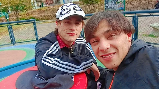 sanriscoqueteohot Dos amigos cariñosos Pic 7