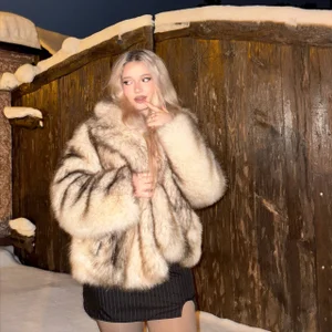 Linaceleste Public Foto 4