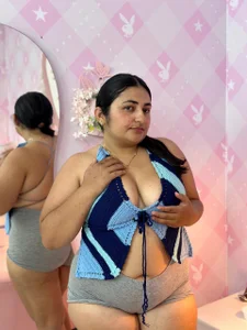 Public de MiaCurvvy  7 Imagens