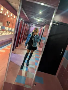 MadamNyxB Public Pic 3