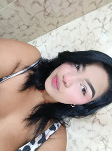 angela_sex_x Public Pic 3