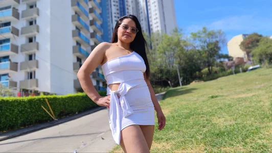 LucyJonnes☀️ City Girl Summer Bild 6