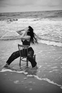 MelissaMay__ In the rhythm of the surf💙 Pic