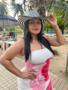 miathompso Sexy Pic