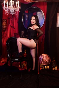 VioletVerona Halloween 😈 Pic 4