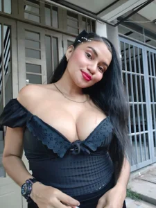 momsammy Public Pic 2