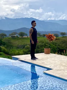 Brandonflex: it's me ( 8 фото)