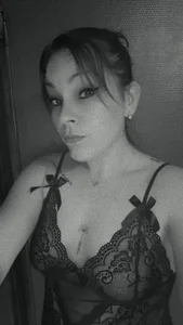 DarkEmyのUn peu plusの 2枚の写真