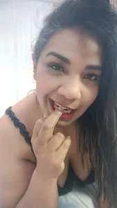 Nailha1 👑 I AM YOUR QUEEN, WELCOME TO MY THRONE 👑 Billede 2